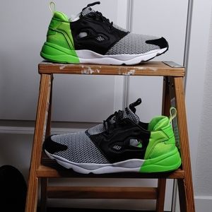 Mens Reebok sneakers